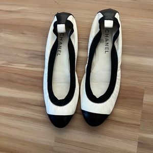 Chanel Stretch Spirit Flats.  White/ black size 41